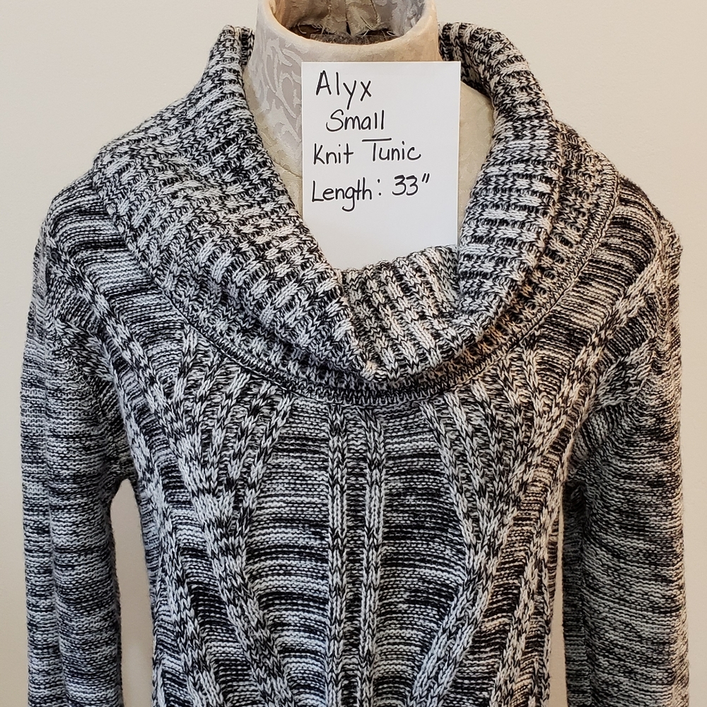 Alyx Sweater Dress, Sm. black & white